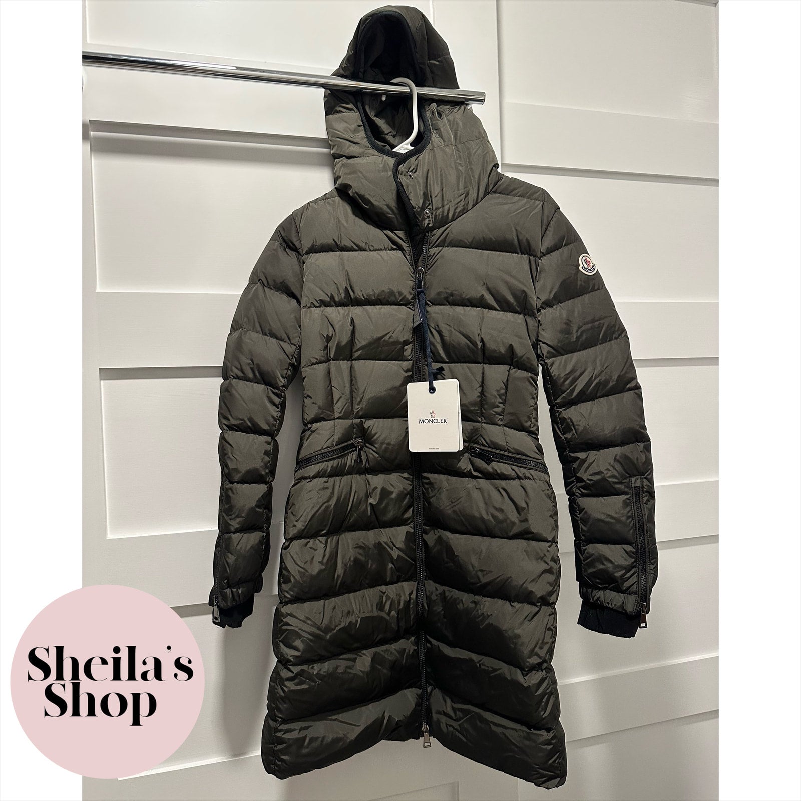 Moncler Betulong Giubbotto A-Line Puffer Down Coat Dark Green Size 